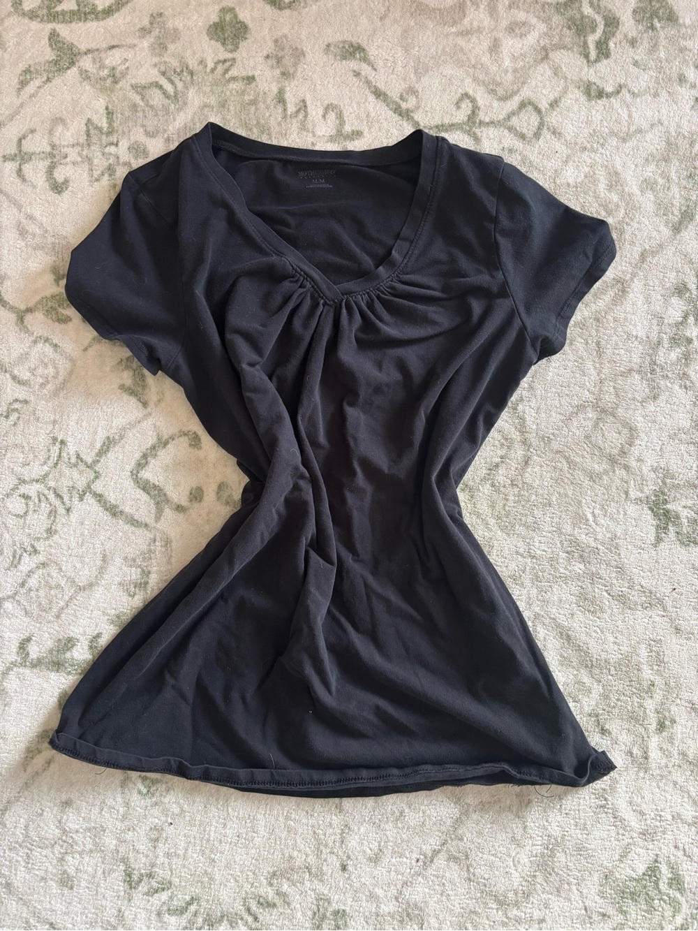 Motherhood Maternity Black Short-Sleeve Gathered V-Neck Tee